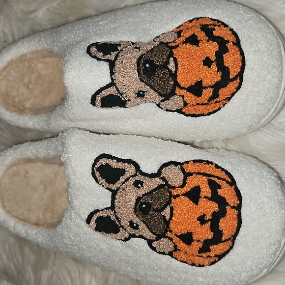 🎃🎃Frenchie Halloween Slippers🎃🎃 - Picture 1 of 8